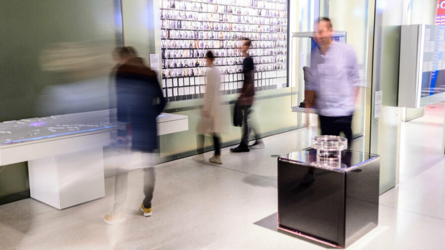 ZETTEL | Guided tours in the GRIMMWELT | Photo: Sascha Mannel